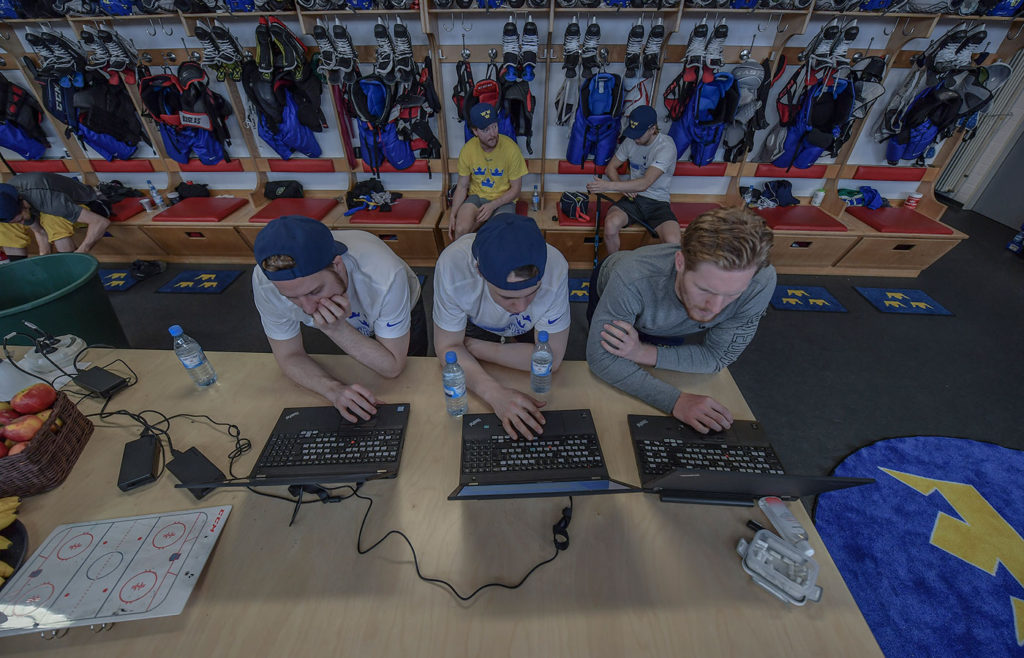 After every game the computers stand ready so that the players can analyze every detail of their performance.